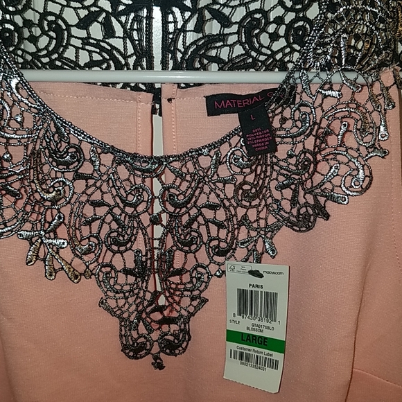 Top - Picture 2 of 3